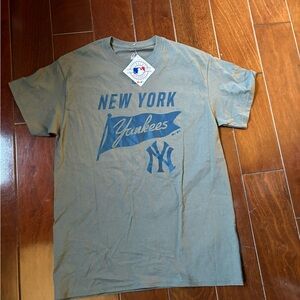Yankee Tee